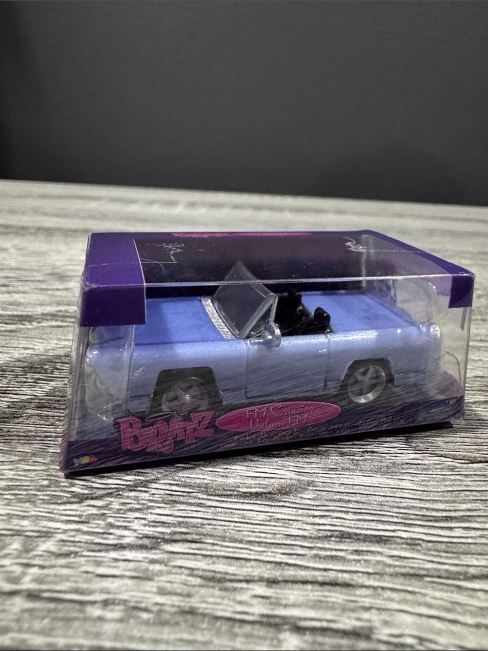 MGA MiniVerse Bratz Series 2: FM Cruiser - Mini Toy Figure
